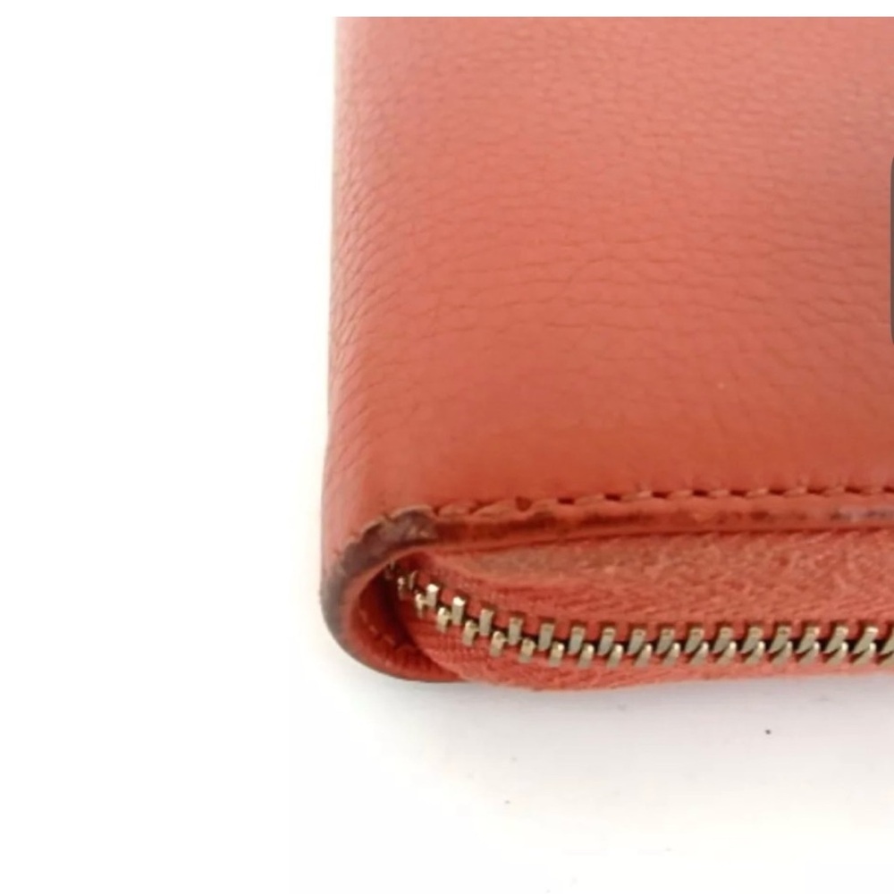 EUC Gucci Tassel pebbled Leather Red Wallet❌PLEASE LOOK AT ALL PICS❌❌ - Picture 6 of 14